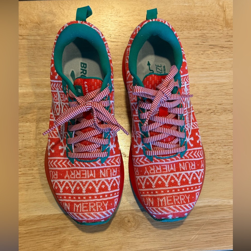 Brooks Run Merry Levitate 5 Women’s Size 7